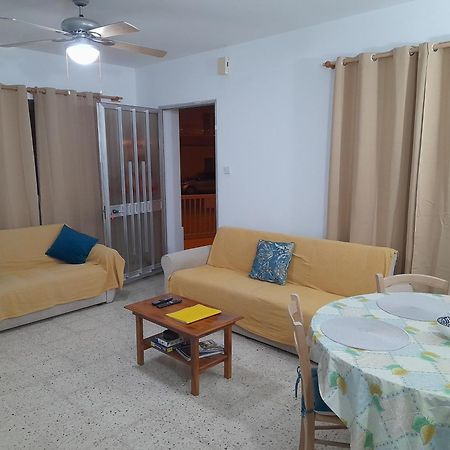 Sunshine Holiday Apartment 4 Next To The Sea St. Paul's Bay Exterior foto