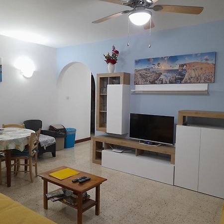 Sunshine Holiday Apartment 4 Next To The Sea St. Paul's Bay Exterior foto