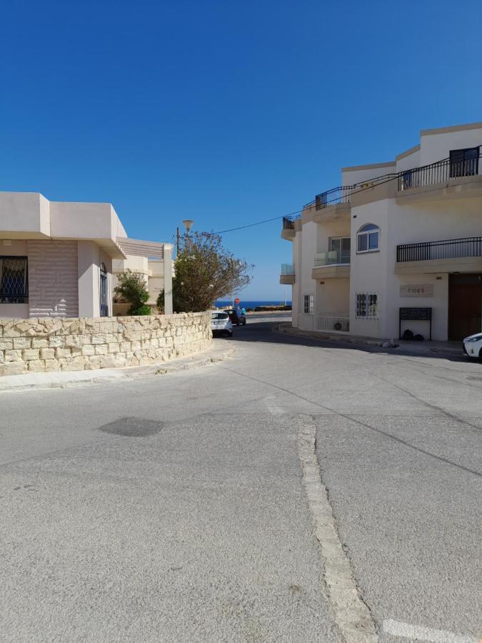Sunshine Holiday Apartment 4 Next To The Sea St. Paul's Bay Exterior foto